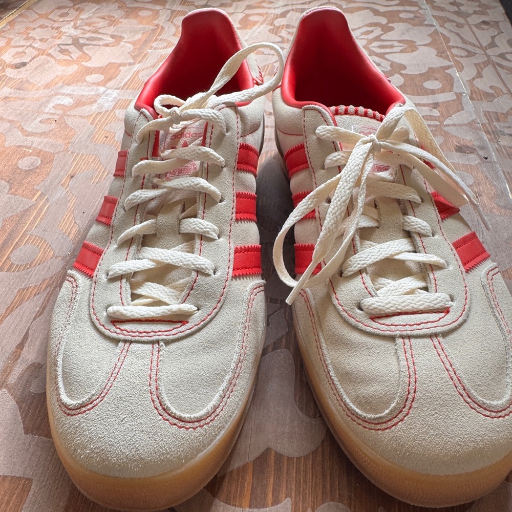 adidas gazelle Cream Suede Sneakers with Red Stripes women’s 8.5